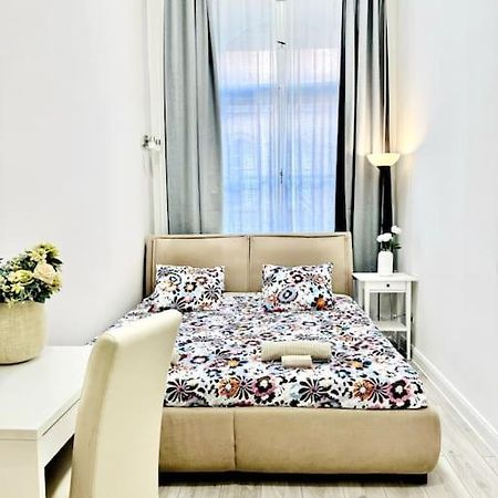 L3 City Centre Stylish Flat Ac Budapest Esterno foto